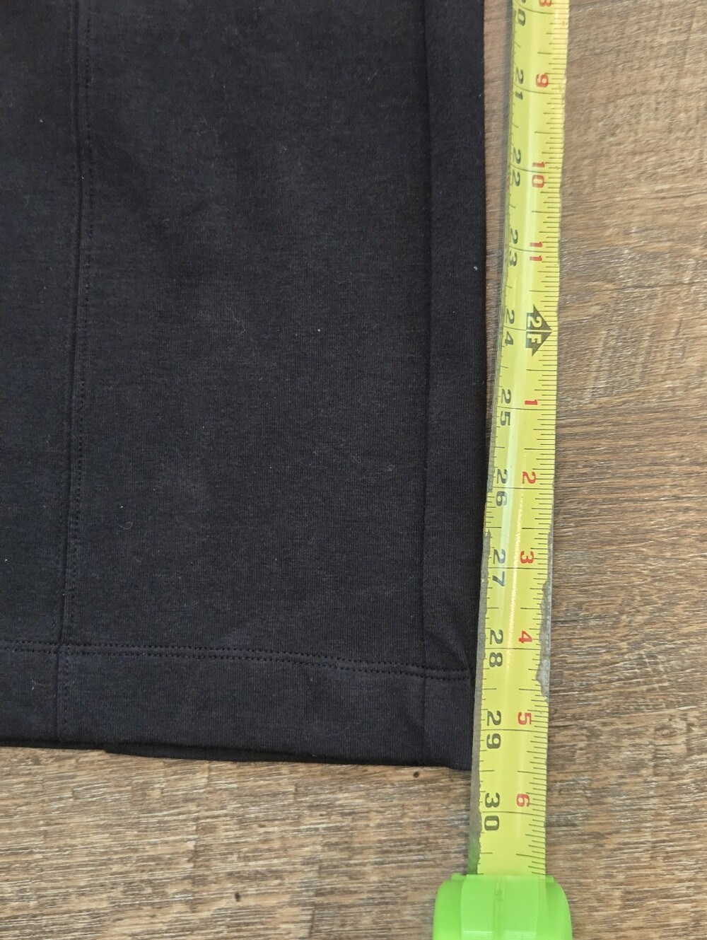Old Navy High-Waisted Dynamic Fleece Wide-Leg Pants - Picture 11 of 13